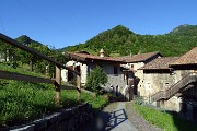 10 Partenza da Alino (687 m), frazione di S. Pellegrino Terme